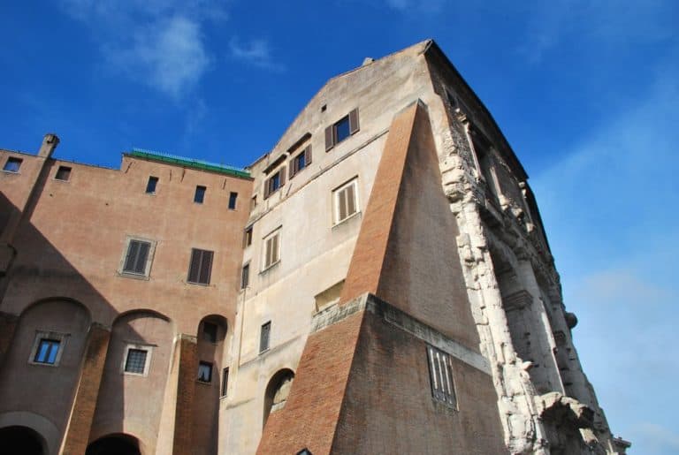 Italy, Rome – irregular building, Nov.2013 (Rome)