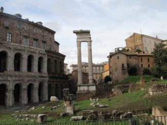Italia, Roma – cerchio e quadrato, novembre 2013