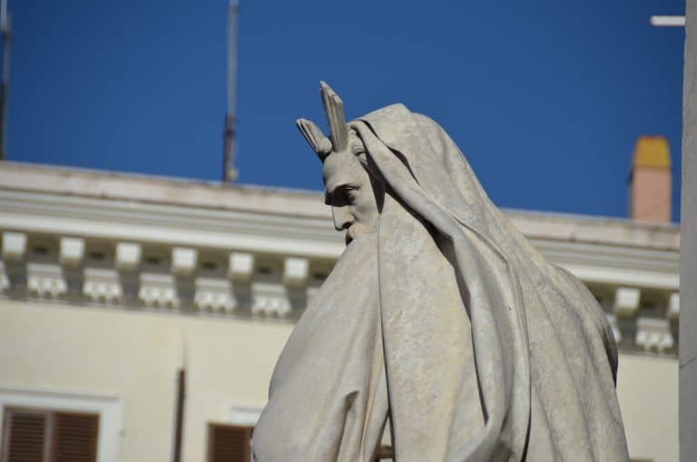 Rome – statue, May 2017 (Rome)