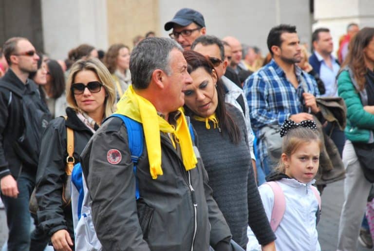 Italy, Rome – yellow scarf, Nov.2013 (Rome)