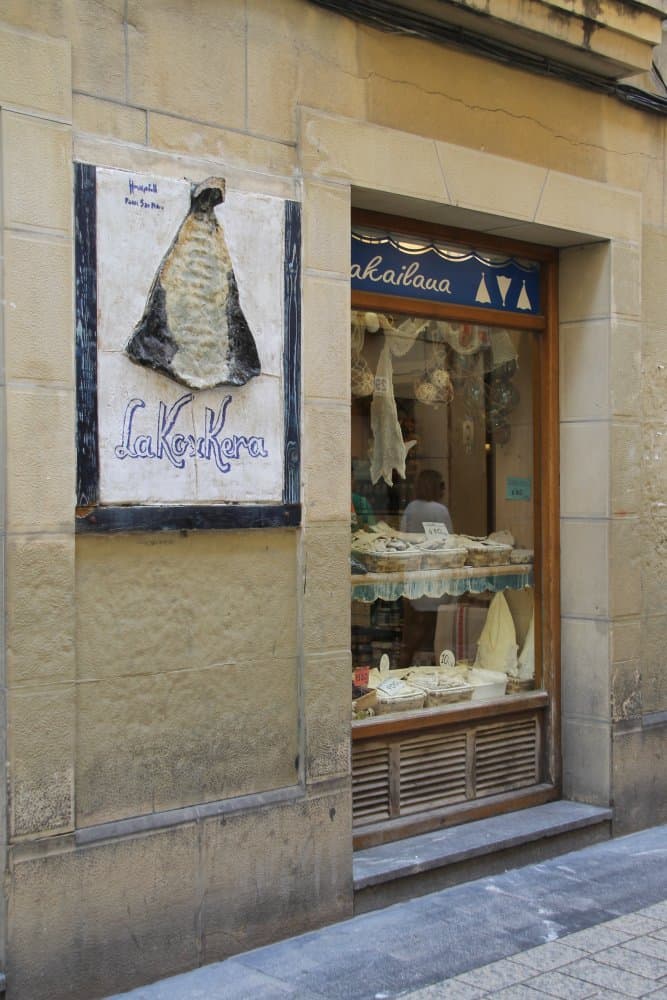Spagna, San Sebastian – negozio di baccalà, mag. 2014 (San Sebastian)
