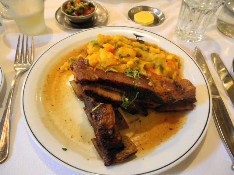 santiago-del-cile-piatto-tipico-ristorante