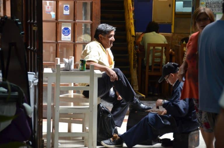 mercato – lustrascarpe, Dic.2015 (Santiago)