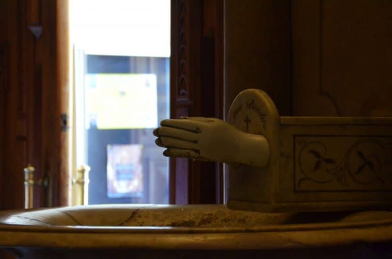 cathedral – hand, Dec.2015 (Santiago)