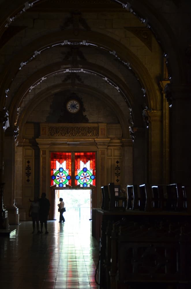 cattedrale – verso l’entrata, Dic.2015 (Santiago)