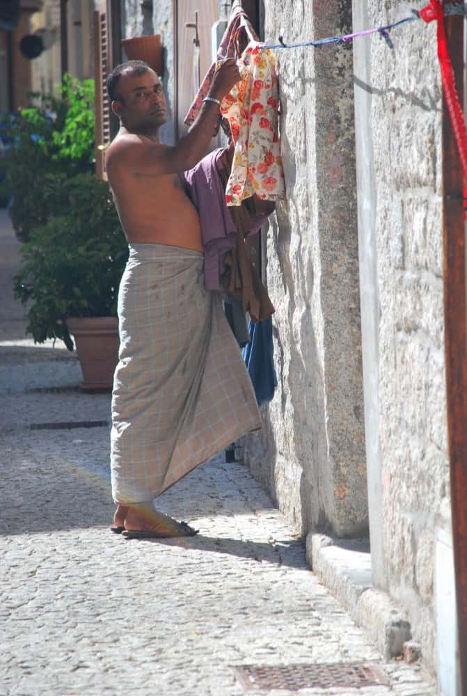 Italia, Sardegna, Olbia – uomo, 2010 (Sardegna)