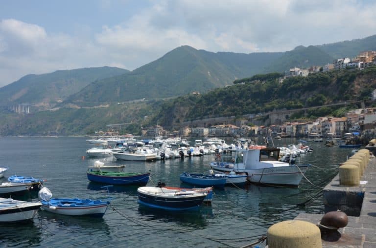 Scilla – boats and mountains, July 2015 (Calabria)