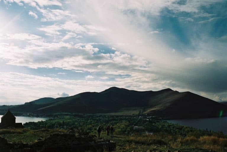 Armenia, Sevan – cielo e collina, autunno 2005