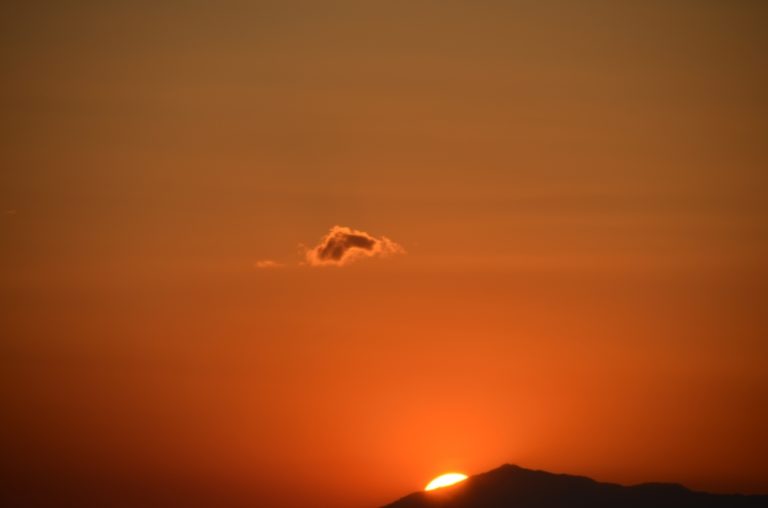 日本、東京、芝―小さい雲 2015年1月 (東京)