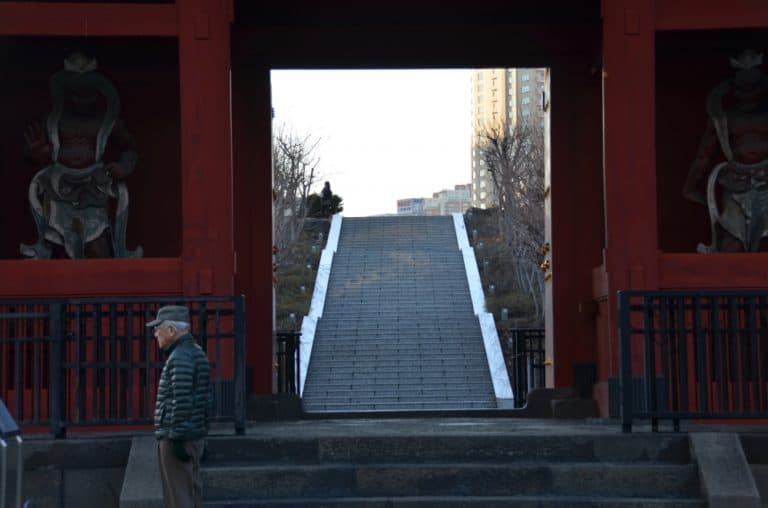 日本、東京、芝―階段 2015年1月 (東京)
