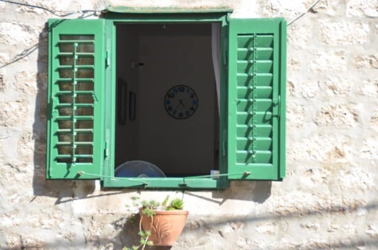 Croazia, Sibenico – orologio, lug. 2014 (Sibenico)