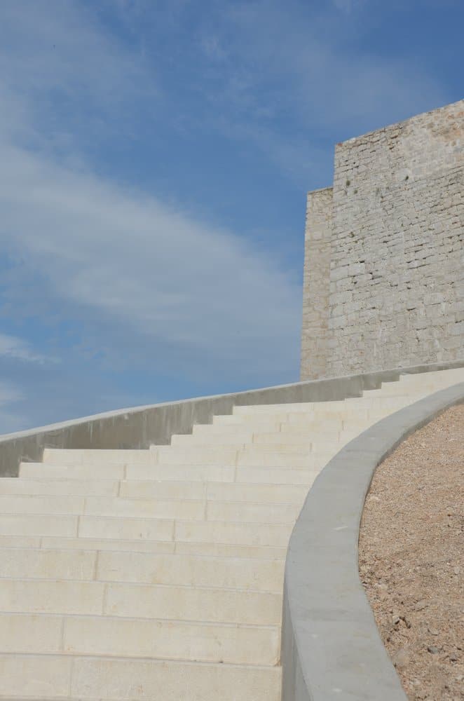 Croazia, Sibenico – scale bianche, lug. 2014 (Sibenico)