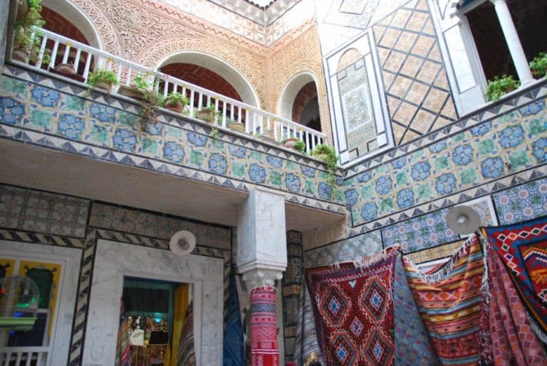 Tunisia, Sidi Bou Said – courtyard, Dec. 2008 (Tunis)