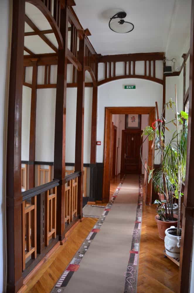 Romania, Sinaia – corridor in hotel, Apr. 2014 (Sinaia)