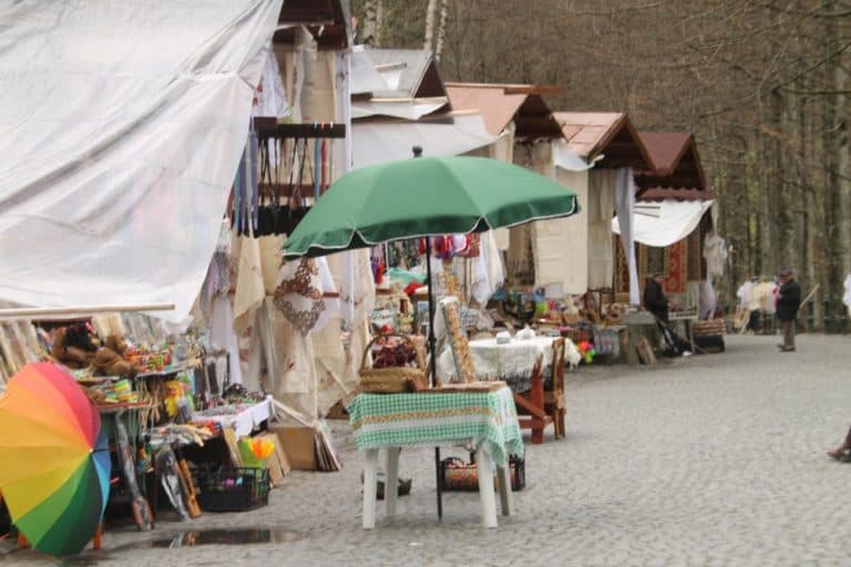 Romania, Sinaia – row of stalls, Apr. 2014 (Sinaia)