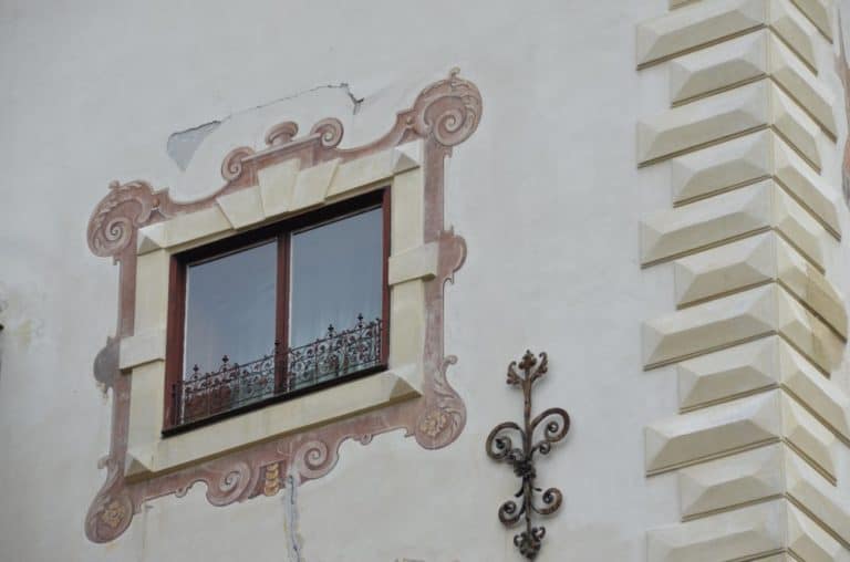 Romania, Sinaia – window, Apr. 2014 (Sinaia)