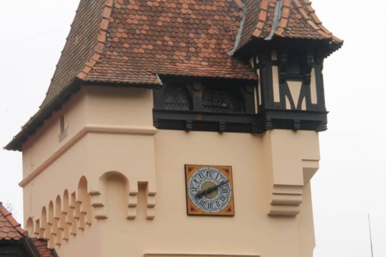 Romania, Sinaia – clock, Apr. 2014 (Sinaia)