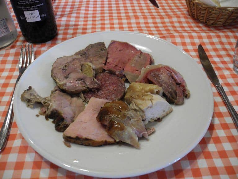 Piatto a base di carne a Solferino