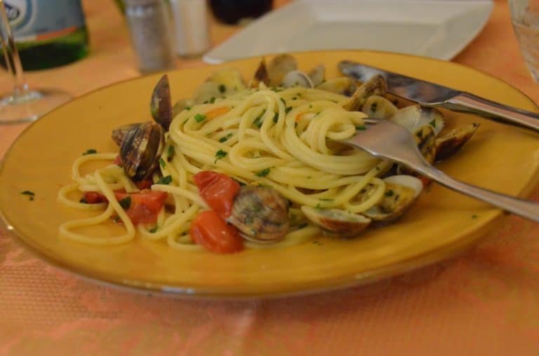 Sorrento – pasta ai frutti di mare, Ott.2015 (Costiera Amalfitana)