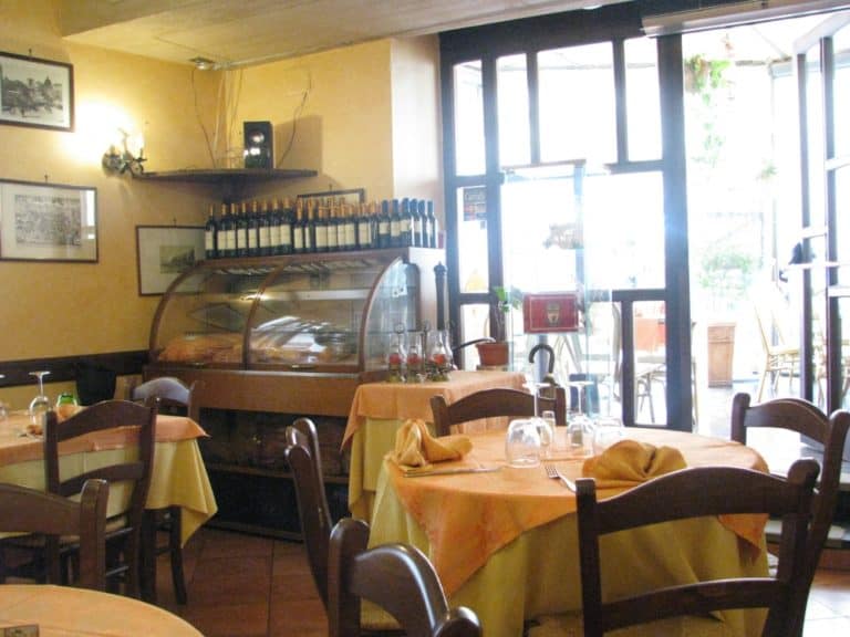 Sorrento – interno del ristorante, Ott.2015 (Costiera Amalfitana)