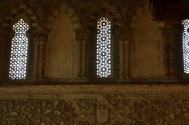 Spagna, Toledo – finestra decorata, mar. 2014 (Toledo)