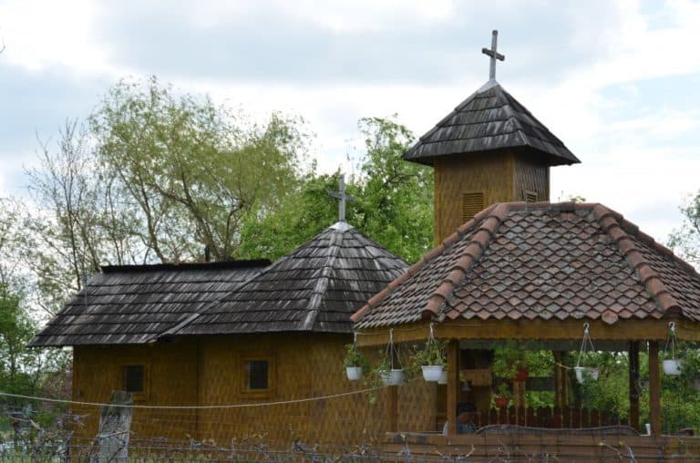 Romania, Snagov – chiesa più piccola, apr. 2014 (Bucarest)
