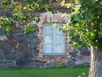 Suomenlinna – people on the boat, Aug.2015