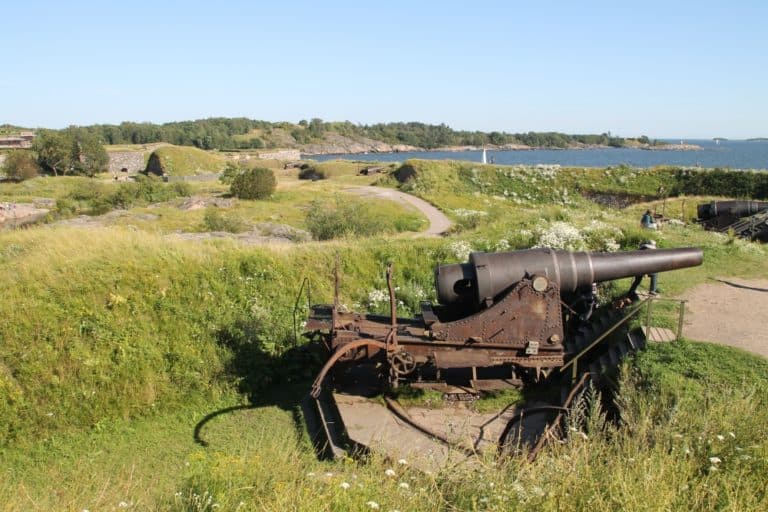 Suomenlinna – cannon, Aug.2015 (Helsinki)