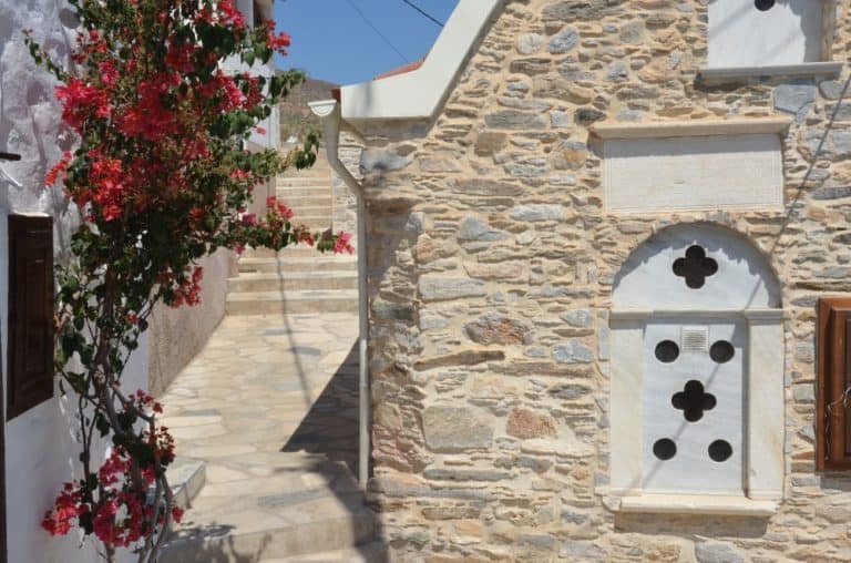 Greece, Syros, Ano Syros – pretty window, Sept.2013 (Syros)