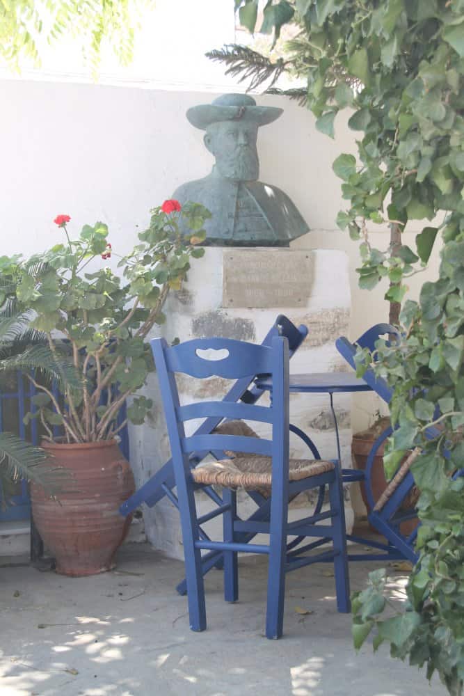 Greece, Syros, Ano Syros – blue chairs, Sept.2013 (Syros)