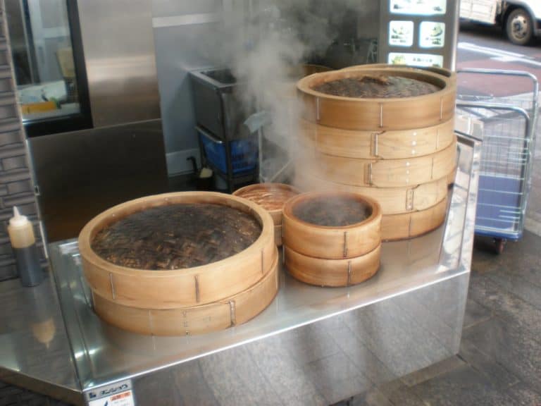 Japan, Takamatsu – vapor, Apr. 2013