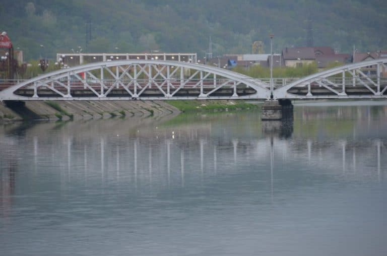 Romania, Taugu Jiu – railroad bridge, Apr. 2014 (Târgu Jiu)