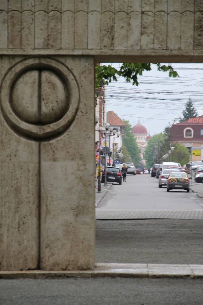 Romania, Taugu Jiu – from the gate, Apr. 2014 (Târgu Jiu)