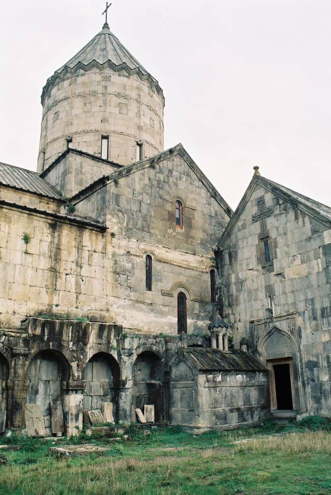 Armenia, Tatev – chiesa, autunno 2005