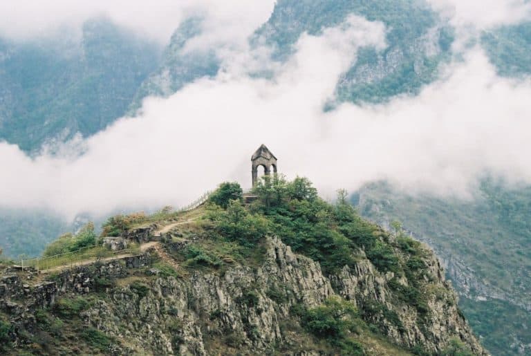 Armenia, Tatev – monumento, autunno 2005
