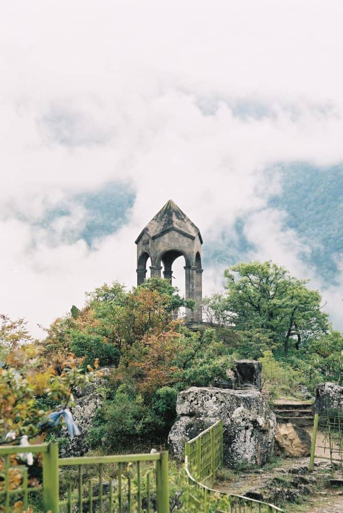 Armenia, Tatev – giardino, autunno 2005