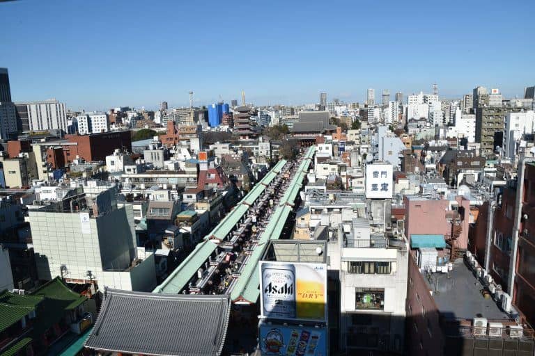 東京、浅草－仲見世通りの風景 2017年12月 (東京)