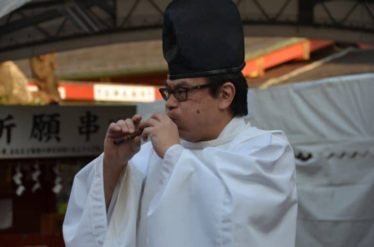 日本、東京－膨らんだ頬 2014年12月 (東京)