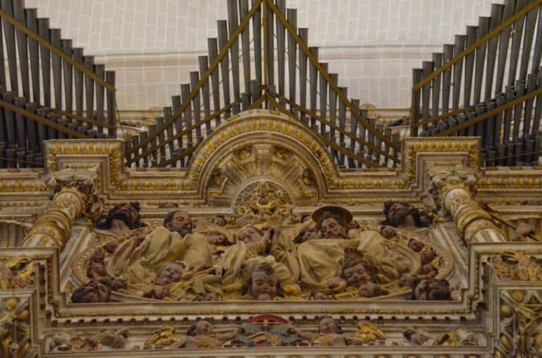 Spain, Toledo, cathedral – pipes, Mar.2014 (Toledo)