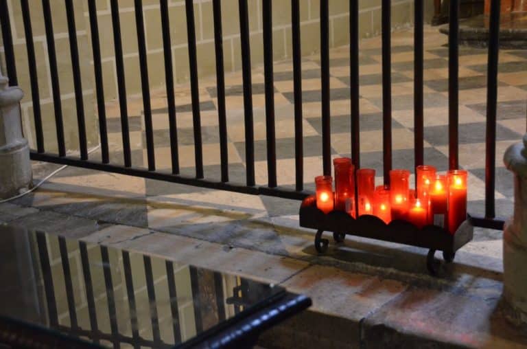Spain, Toledo, cathedral – candles, Mar.2014 (Toledo)