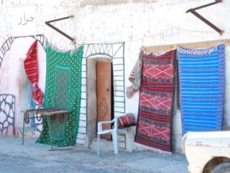チュニジア、タメズレット－町 2008年12月