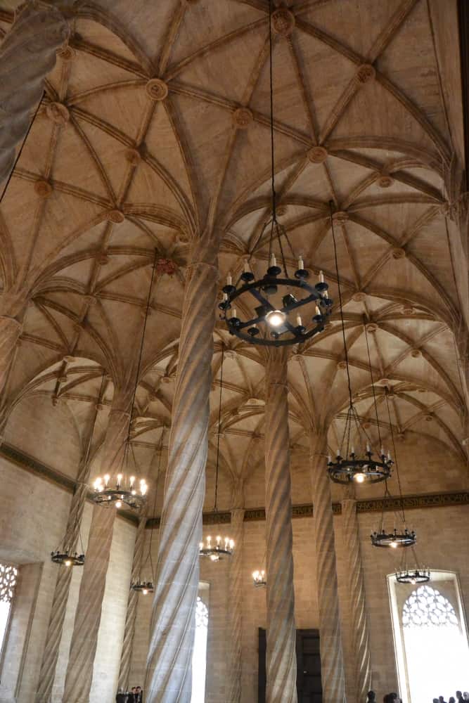 Lonja – columns and ceiling, Feb.2016
