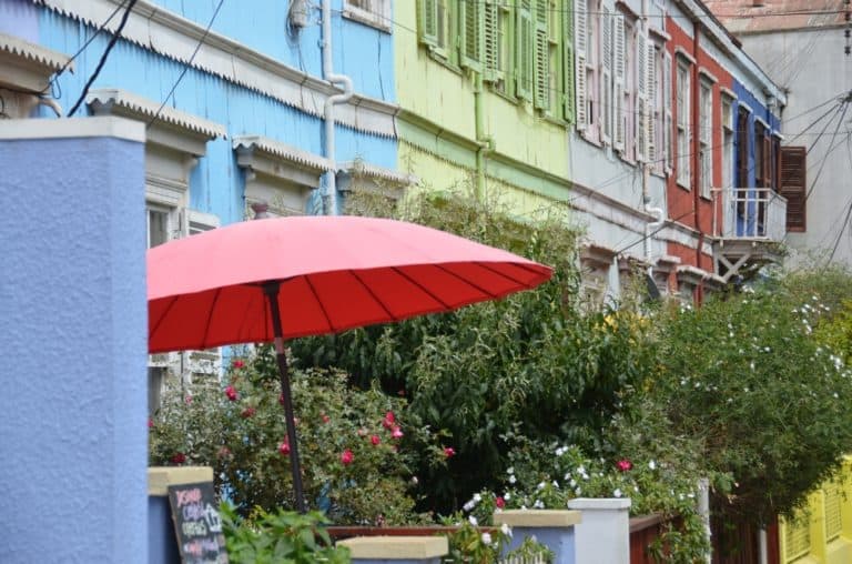 Concepcion – ombrellone rosso, Dic.2015 (Valparaiso)