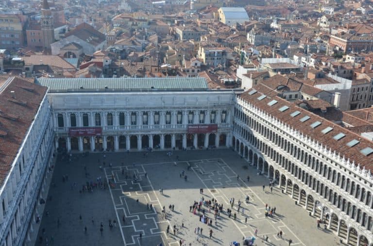 Salendo sul Campanile di Piazza San Marco