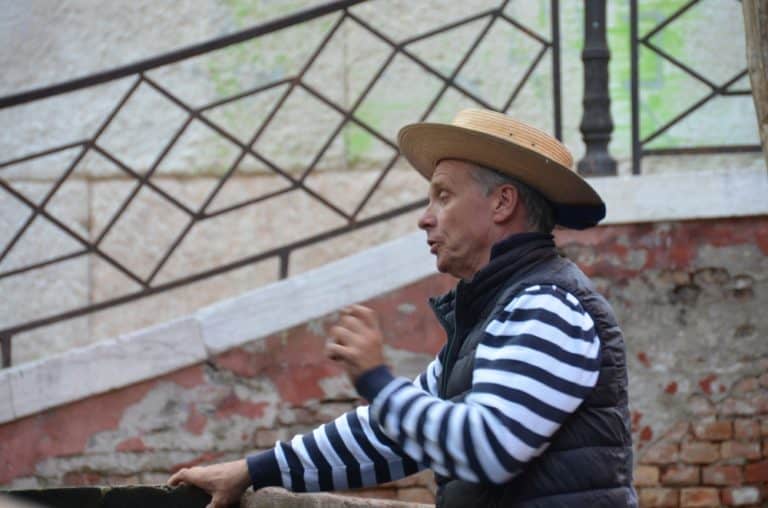 gondola – gondoliere con il cappello, Ott.2015 (Venezia)