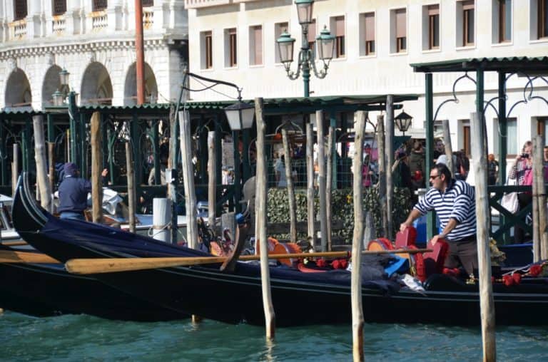 San Marco – gondolier, Oct.2015 (Venice)