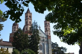 Esterno della Basilica di Sant'Andrea 