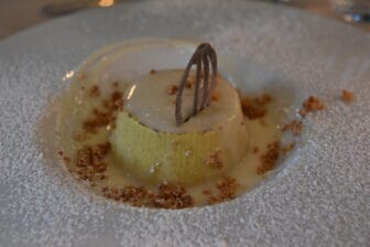 the dessert of Ristorante le Risaie, the restaurant in Vicelli