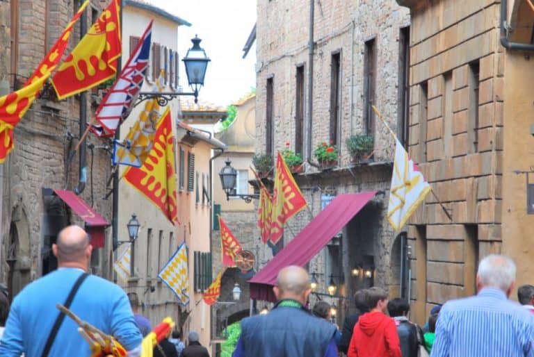 Palio a Volterra