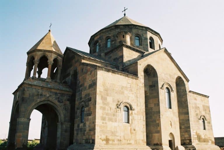 Yerevan 12 (エレバン)
